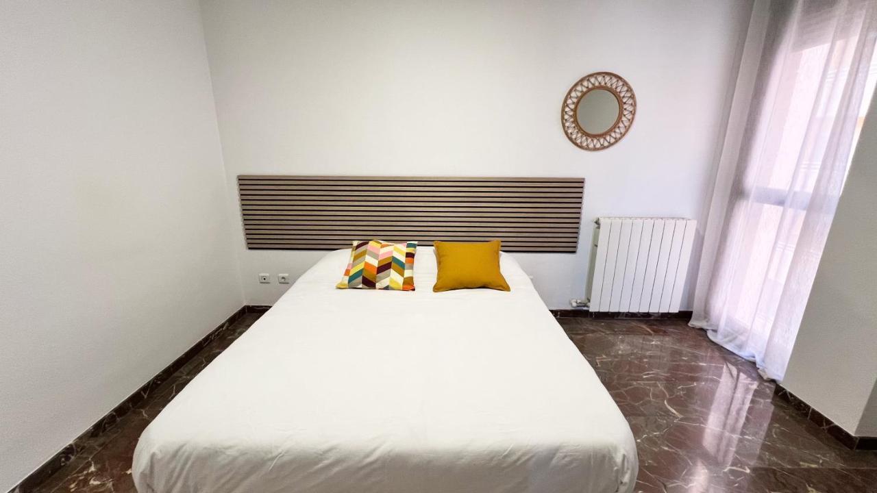 Apartamentos Zaragoza 3000 Saragoça Exterior foto